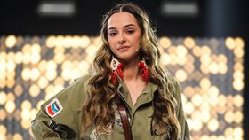 Jasmine l-a dat pe spate cu look-ul ei pe Alexandru Abagiu. Juratul de la „Bravo, ai stil!” 2023 a dezvăluit cum arată simbolul excelenței pentru el